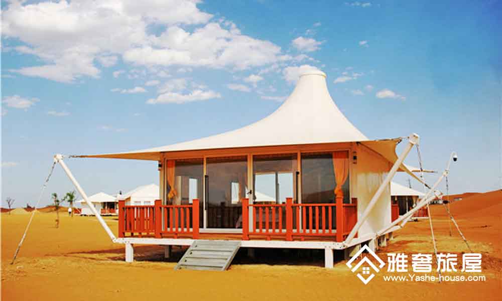 沙漠野奢营地帐篷酒店