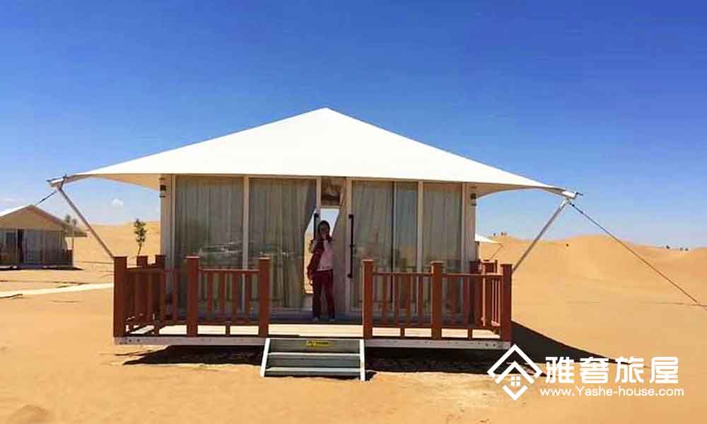 沙漠野奢营地帐篷酒店