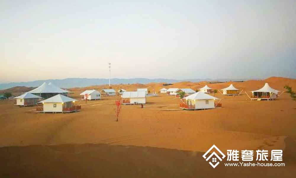 沙漠野奢营地帐篷酒店